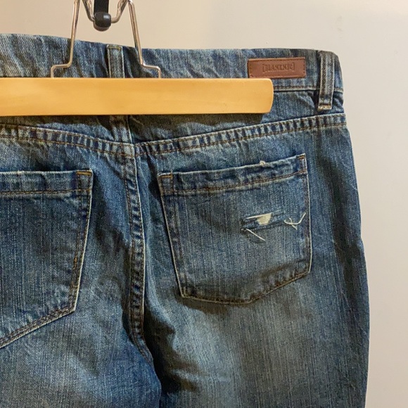 [BLANK NYC] jeans. Crop girlfriend cut. Size 28. Nice wash. - Picture 3 of 4